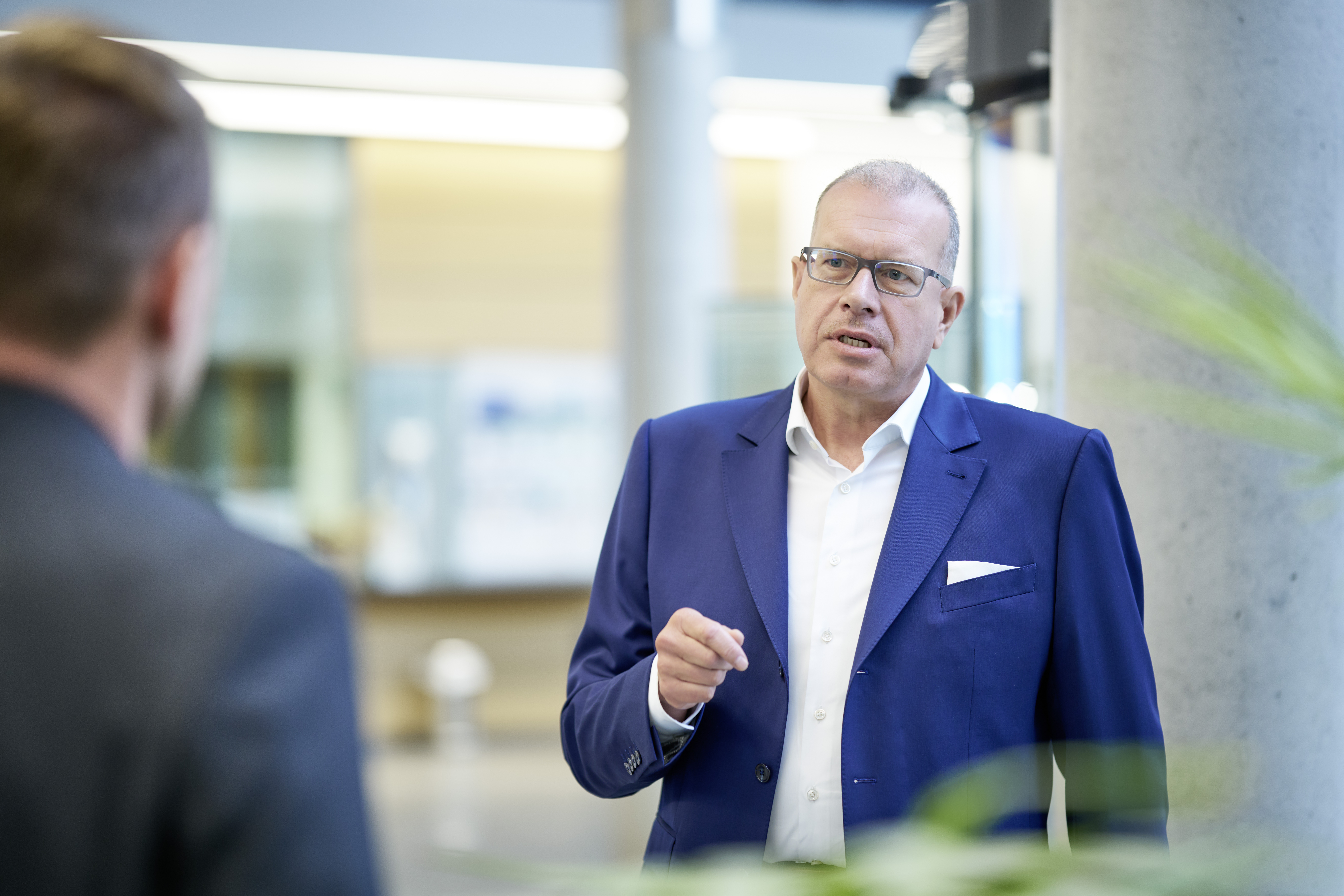 Photonik-Boom in Jena: Fraunhofer-Chef Tünnermann über eine Billionen-Dollar-Branche